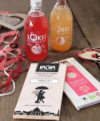 Kaoka Lokki L Amour Qui Petille Pour La Saint Valentin Participez A Notre Concours Pour Gagner In 2020 Wine Bottle Starbucks Iced Coffee Bottle Coffee Bottle