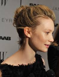 Keep your french twist modern by letting the imperfections fall and letting your natural texture take its course. More Proof That French Twists Are The Big Thing Right Now Glamour