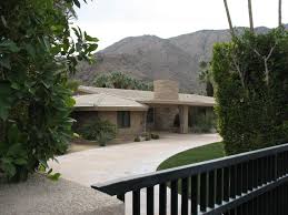 American Oasis A Perfect Winter S Day In Palm Springs Ca Palm Springs Images Of California Patio