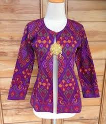 Kain endek merupakan hasil dari karya seni rupa terapan asal bali yang memiliki motif sangat beragam. 8 Tenun Ikat Endek Bali Ideas Ikat Bali Fashion