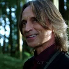 Ruby Elliott (@ruby_coyote)