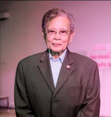 สำหรับ ครูชาลี อินทรวิจิตรนั้น เดิมชื่อว่า สง่า อินทรวิจิตร เกิดเมื่อวันที่ 6 กรกฎาคม พ.ศ. F Wbt4vbsqxw3m