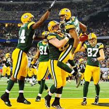 Hope To Have A Grate Year In 2012 And Win The Super Bowl Go Pack Go Sports Nfl Green Bay Green Bay Packers Go Packers