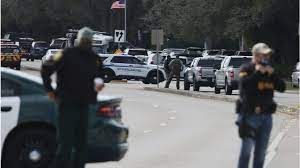 Fbi file on the april 11, 1986 shootout between eight fbi agents and two bank robbers, leaving the two robbers (william russell matix, michael lee this prompted the bureau and other law enforcement agencies to seek out more powerful service weapons to replace underpowered revolvers and pistols. Two Fbi Agents Shot Dead And Three Hurt During Florida Raid Bbc News
