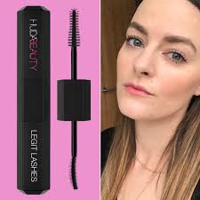 Share your tips with me! Huda Beauty S Legit Lashes Mascara Was Worth The Wait Popsugar Beauty