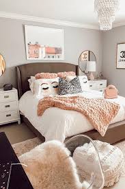 She can choose the picture she wants and you can help her pick the matching frames with the theme of the bedroom or the wall. Pin On Gorgeous Bedrooms