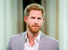 Royaltyreporter rick evers vertelt je er. Prins Harry Niet Mals Over De Opvoeding Van Zijn Vader Heeft Zijn Pijn Aan Mij Doorgegeven Harry Meghan Hln Be