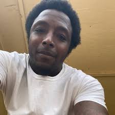 I'm a 29 year old,, I'm a high school teacher. 👋🙂 I need  friendship........ Threads.