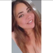 Angel Abrams's Instagram, Twitter & Facebook