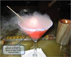 14 Creative Plate Presentations And Restaurant Menu Ideas Dry Ice Cocktails Dry Ice Drinks Menu Restaurant