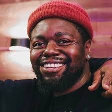 Alex Rago's Instagram, Twitter & Facebook