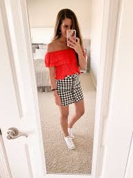 Black And White Checkered Skirt Outfit Summer How To Wear A Gingham Skirt Gingham Skirt Outfit Gingham Outfit Checkered Skirt Outfit