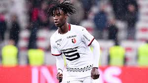 514 409 просмотров • 7 авг. Psg Bestatigt Interesse An Rennes Talent Eduardo Camavinga Goal Com