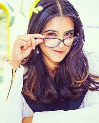 Michaela T Singh (@michaelatsingh) • Instagram photos and videos