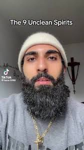 Christopher Mcclary's Instagram, Twitter & Facebook