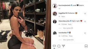 The reality star celebrated her 42nd birthday on sunday, and her kourtney showed off the romantic gesture on her instagram story on saturday, tagging travis and adding a. Kourtney Kardashian Travis Barker Dating A Timeline Of Their Years Long Friendship Turned Romance Entertainment Tonight