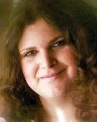 Karen Salas's Instagram, Twitter & Facebook