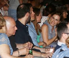 Jul 10, 2019 · νέα κοινή εμφάνιση της νάντιας μπουλέ με τον σύντροφό της, γιώργο ισαάκ. Nea Koinh Emfanish Ths Nantias Mpoyle Me Ton Syntrofo Ths Giwrgo Isaak