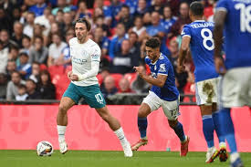 İngiltere'de geçen yıl federasyon kupası'nı kazanan leicester city ile ligde şampiyonluk ipini göğüsleyen manchester city, başkent londra'daki. J7hoc Uays7zlm