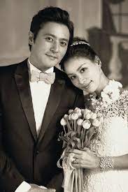 Jang dong gun, eşi go so young ile bir aile tatilinde… Pin On General Internet