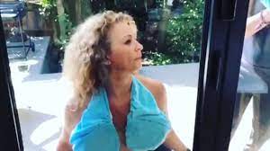 Nadia Sawalha cleans windows with her BOOBS in bizarre video as she tries  out sweat-free bra with Kaye Adams - Mirror Online