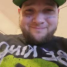 Mtv's the Challenge “take Care of Yourself” T-shirt (dark Heather)