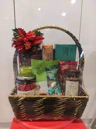 As well as the flagship king street store, we operate five simply food stores. Mark S And Spencer Christmas Hamper A Yuletide Cheers Food Drinks Packaged Snacks On Carousell