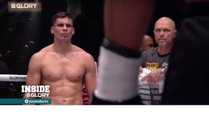 Verhoeven heeft dus dik gewonnen. 2018 Year In Review Division Recaps Glory Kickboxing