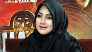 Melansir detik health, umi pipik bercerita dirinya pernah mengidap tumor kelenjang getah bening di leher. Umi Pipik Blak Blakan Ke Venna Melinda Sebut Uje Pernah Poligami Saat Dia Sakit Keras Wartabanjar