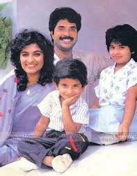 Dulquer salmaan father mammootty is also a prominent actor in malayalam industry. A Family Photo 3426 Dulquer Salmaan Rare Pictures And Inte