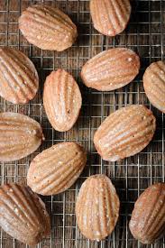 Find another word for moist. Sugar Glazed Gingerbread Madeleines Pardon Your French