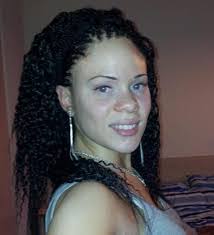 Daisy Robson's Instagram, Twitter & Facebook