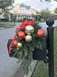 How To Decorate Your Mailbox For Christmas Diy Christmas Mailbox Decorations Mailbox Decor Outdoor Christmas Decorations