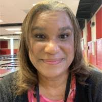 Lynette Snyder's Instagram, Twitter & Facebook