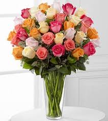 The Graceful Grandeur Rose Bouquet By Ftd Vase Included Valentines Flowers Rose Bouquet Flower Company