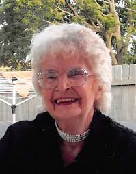 Lavonne Barton's Instagram, Twitter & Facebook