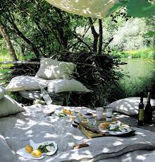 Be sure i will catch you. Pin By Amebivalente On Exteriores Que Inspiran Romantic Picnics Picnic Time Picnic