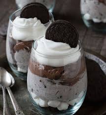 12 Recettes A Base D Oreo Reperees Sur Pinterest Dessert Oreo Facile Mousse Au Chocolat Oreo