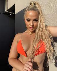 US porn star Alexis Texas sparks fury in Tehran after stripping off in  Iranian music video & hardliners want her banned | The Sun
