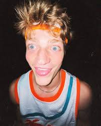 josh b (@josh_bissenden) • Instagram photos and videos