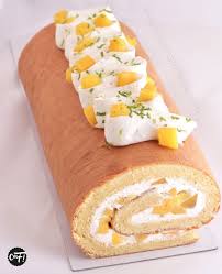 Biscuit Roule A La Chantilly Et Aux Fruits Frais Biscuit Roule Recette Biscuit Roule Recette Genoise Facile