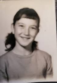 Found another distant cousin of dubious character. Belle is related to both  of my parents through a Pennington family in West Virginia and Kentucky.  She's related to the Hatfield family through her