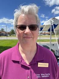 Farmers, Culver's celebrate National Dairy Month with milking contest