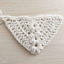 It will make a fun addition to any party or to give as a gift for someone special. Modern Crochet Kitchen Towel Topper