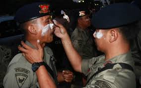Apa Itu Gas Air Mata Firman Ikhsan