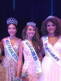 La semaine dernière, les photos des 30 candidates ainsi que le jury. Yvana Cartaud Miss Pays De La Loire 2019 Home Facebook