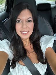 Emily Kiesling (Emily.mae.mua)