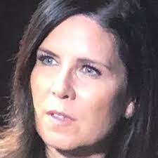 Kelly Burden's Instagram, Twitter & Facebook