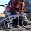 Dahon launch d8 folding bike (white/black). Https Encrypted Tbn0 Gstatic Com Images Q Tbn And9gcsfwzrnrx Azu250wzsl4foi8iirjckhieebdzo6pq5j5e6l6ga Usqp Cau