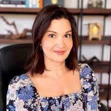 Sandra Munsey's Instagram, Twitter & Facebook